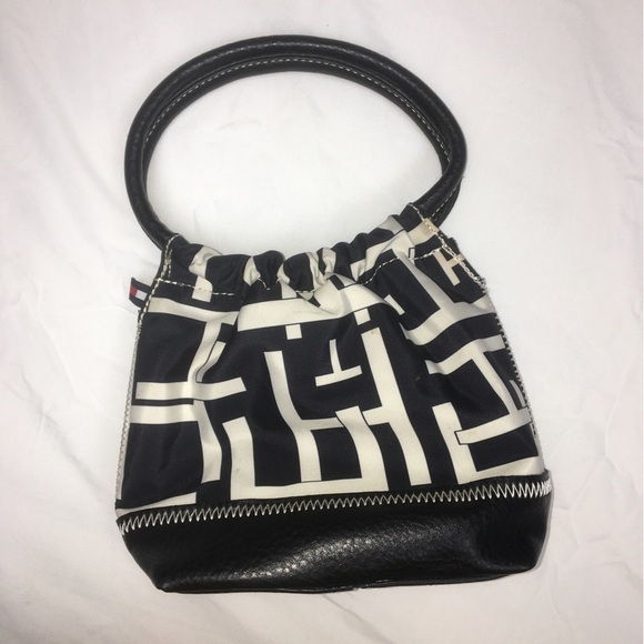 Tommy Hilfiger black and white mini purse​​​ - Picture 4 of 7